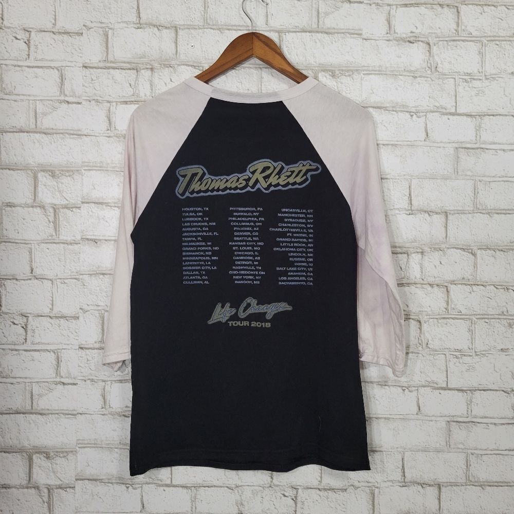 Thomas Rhett 2018 graphic top - Picture 6 of 13